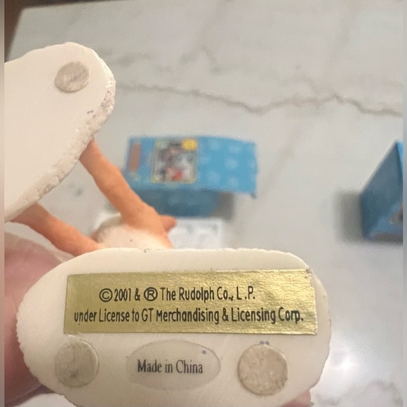 Enesco 2001 Vintage Rudolph the Island of Misfit Toys Sam The Snowman Figurine - Picture 3 of 7